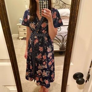 Nearly new Jessica Simpson Maternity dress!